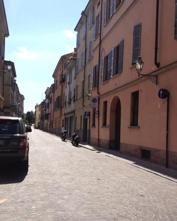 Studio Borgo Colonne Parma Eksteriør billede